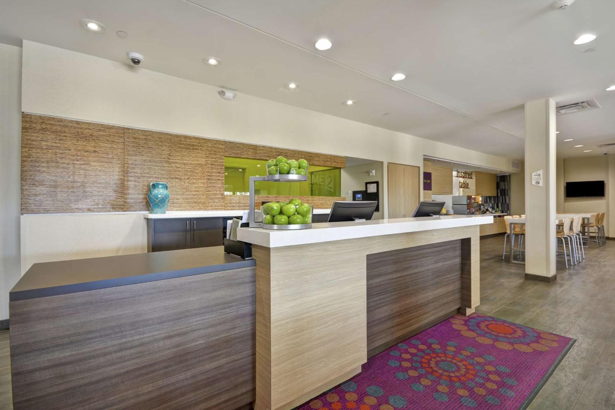 Home2 Suites By Hilton Stow Akron Exteriör bild